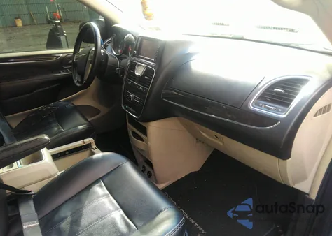 2013 Chrysler Town & Country Touring from USA, damaged, VIN 2C4RC1BG4DR637807